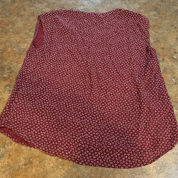 Old navy womens top - Picture 3 of 3